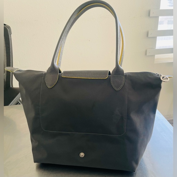 LONGCHAMP Le Pliage Nylon Tote Bag - Grey With Yellow Branding & Accents - Picture 5 of 16